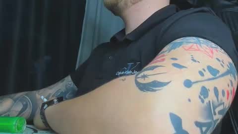 Snapshot of nicktattoomaster chatting on 14, 4, 2026 nicktattoomaster online show from 14, 4, 2026
