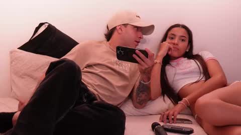 nicky and blake online show from 25, 2, 2025