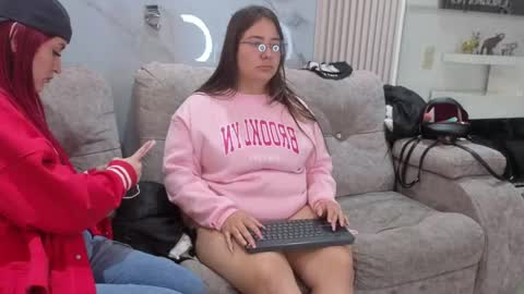 Snapshot of nicky_as chatting on 28, 4, 2026 nicky_as online show from 28, 4, 2026