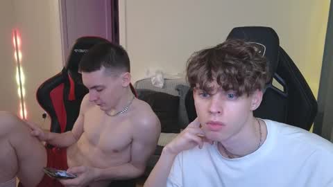 Nicki  Danny online show from 4, 3, 2025