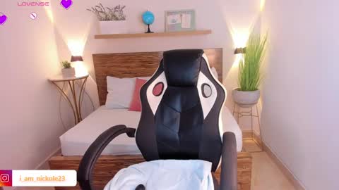 Nicky  online show from 22, 2, 2025