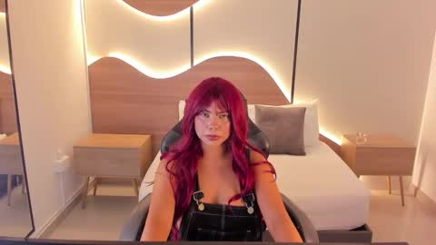 Nicky  online show from 4, 11, 2025