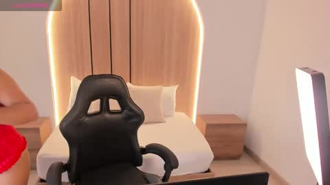 Nicky  online show from 6, 11, 2025