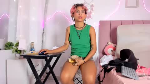 nicky_teem online show from 17, 6, 2026