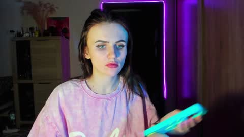 Nicky Weekends online show from 25, 1, 2025