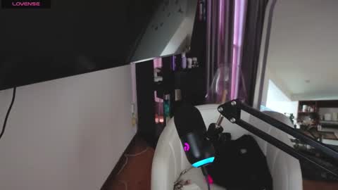 Nicky online show from 27, 9, 2025