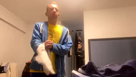 Nico online show from 23, 2, 2025