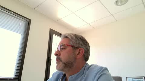 Snapshot of nico4funfrench chatting on 23, 4, 2026 Nico online show from 23, 4, 2026