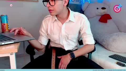 nico  online show from 10, 4, 2026