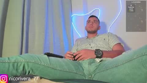 Nicolas online show from 12, 2, 2026