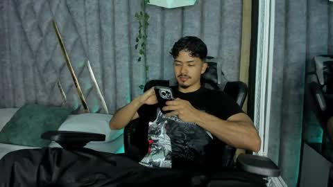 Nicolai online show from 19, 4, 2026