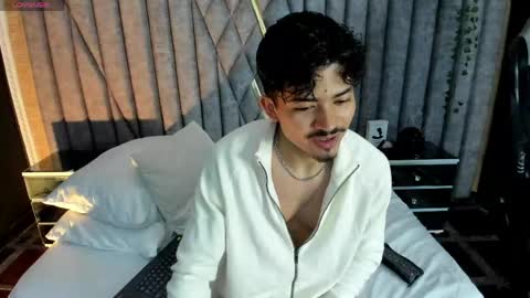 Snapshot of nicolaikarav chatting on 4, 5, 2026 Nicolai online show from 4, 5, 2026