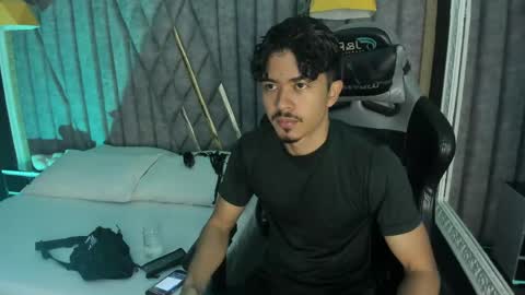 Snapshot of nicolaikarav chatting on 24, 5, 2026 Nicolai online show from 24, 5, 2026