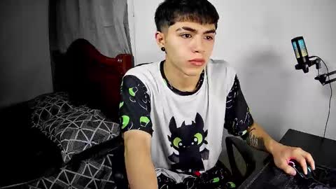 nicolas_and_alexa online show from 10, 3, 2026