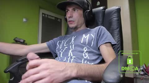 L. Nicolas online show from 25, 2, 2025