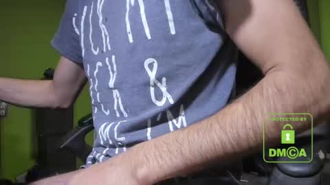 L. Nicolas online show from 28, 2, 2025