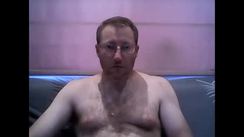 nicolaslapin87 online show from 2, 6, 2026