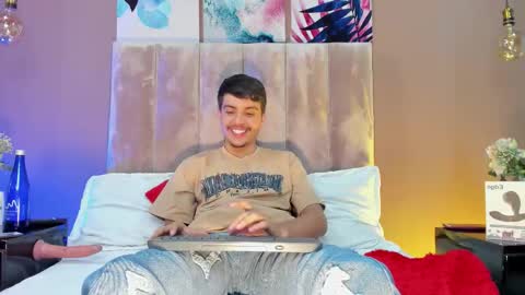 Nicolas Rey online show from 18, 11, 2025