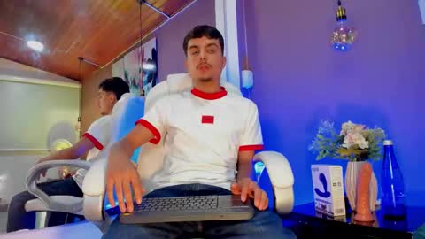 Nicolas Rey online show from 25, 11, 2025