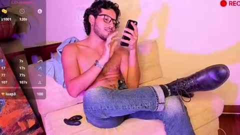 nicolasrodrii online show from 21, 12, 2024