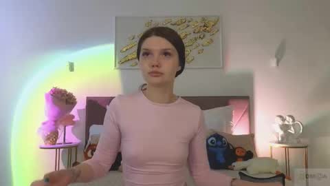 Nicole online show from 1, 2, 2026