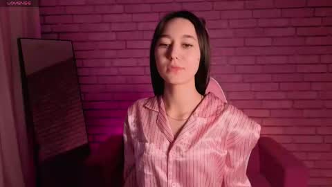 Nicole online show from 5, 5, 2026