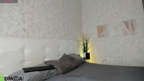 GMT7TueWedThSu 0300am-0900am. Sa 1000am-0400pm online show from 2, 10, 2025