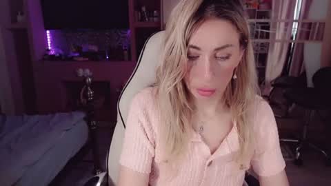 Nicole online show from 22, 6, 2026