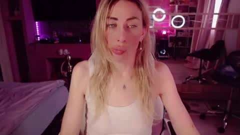 Nicole online show from 30, 6, 2026