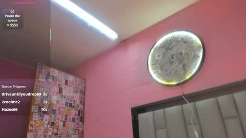 nicole_rosales online show from 22, 9, 2025