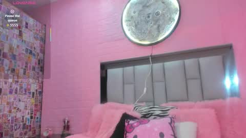 nicole_rosales online show from 23, 9, 2025