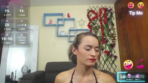 Nicole Santana online show from 5, 3, 2025