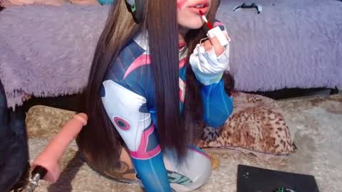  Anna Nicole  online show from 2, 3, 2026