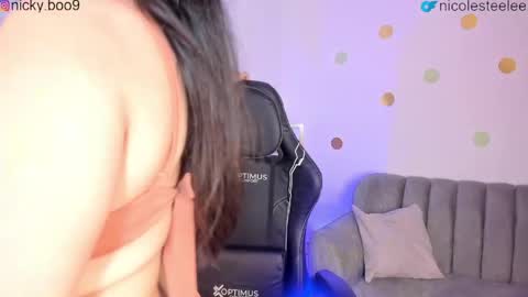 Snapshot of nicole_steelee chatting on 3, 6, 2026 Nicole online show from 3, 6, 2026