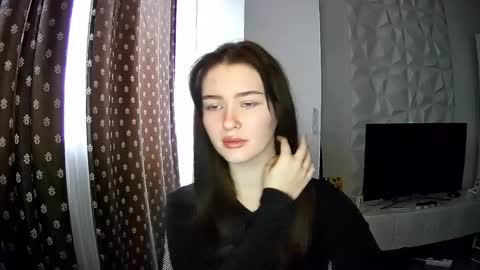 nicole_todd online show from 12, 12, 2024