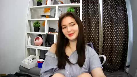 nicole_todd online show from 28, 12, 2024
