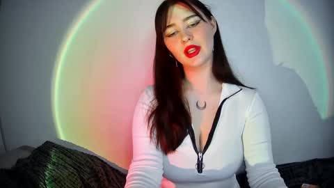 nicole_todd online show from 9, 1, 2025