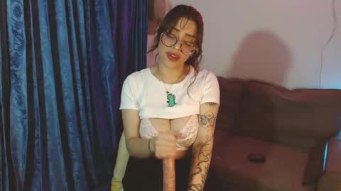 Nicole White online show from 1, 12, 2024