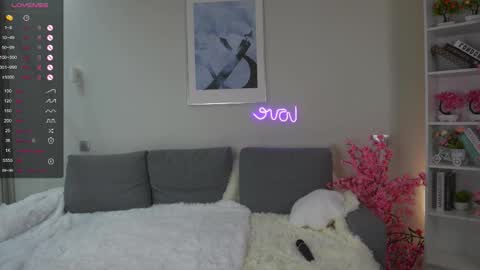 Snapshot of nicoledurham chatting on 1, 11, 2025 Kimmy online show from 1, 11, 2025