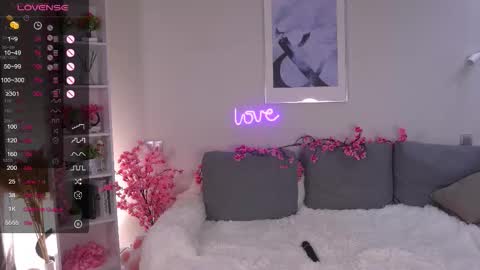 Snapshot of nicoledurham chatting on 19, 12, 2025 Kimmy online show from 19, 12, 2025