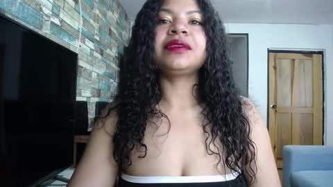 Nicole online show from 30, 9, 2025