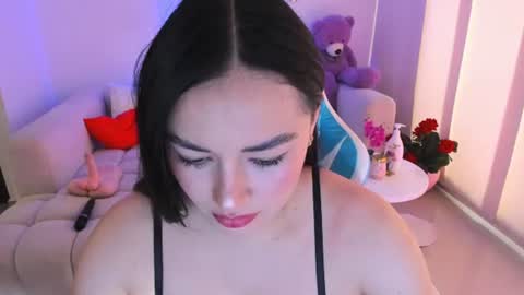 Nicolle online show from 24, 6, 2026