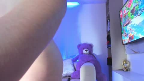 Nicolle online show from 17, 7, 2026