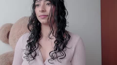 Nicole online show from 28, 7, 2026