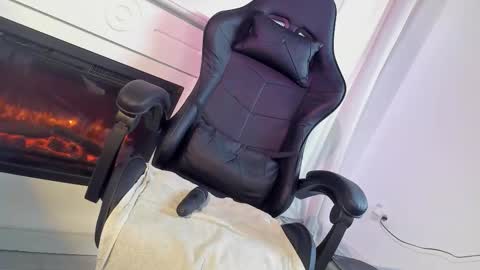 Snapshot of nicoleirisxxx chatting on 7, 11, 2025 nicoleirisxxx online show from 7, 11, 2025