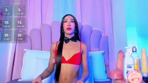 nicolemadrird online show from 10, 2, 2026