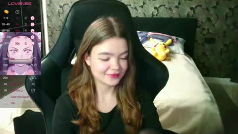 Snapshot of nicolemeew chatting on 22, 12, 2025 NicoleMeew online show from 22, 12, 2025