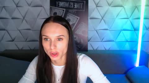 Nicole online show from 28, 5, 2026