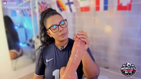 Andrea give it a thumbs up please its important  online show from 30, 6, 2026