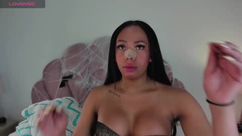 NICOLE online show from 15, 10, 2025